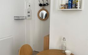 Studio Centre Ville Proche Rer A Wifi